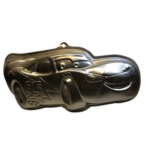 Vintage Wilton Disney Pixar Cars Lightning McQueen Cake Pan Mold 2105-6400